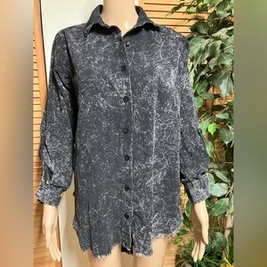 Thrill Jeans Women’s Hi-Lo Corduroy Long Sleeve Shirt